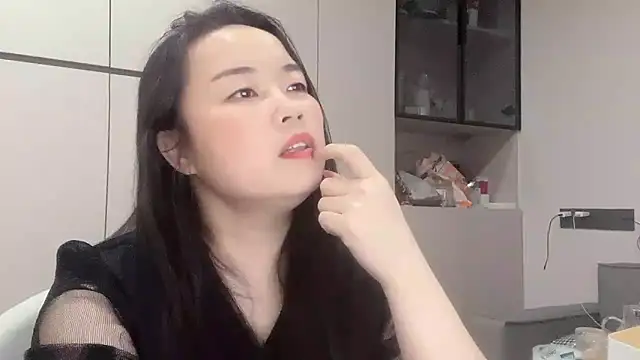 Snapshot of zhiqiu- chatting on October 19, 3:56 pm zhiqiu- online show from October 19, 3:56 pm