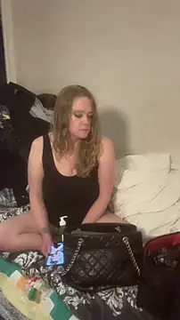 amandatheblondewife online show from January 16, 7:34 am