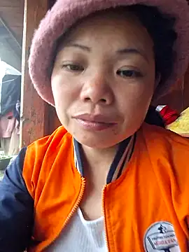 miomio-12 online show from February 25, 1:04 am