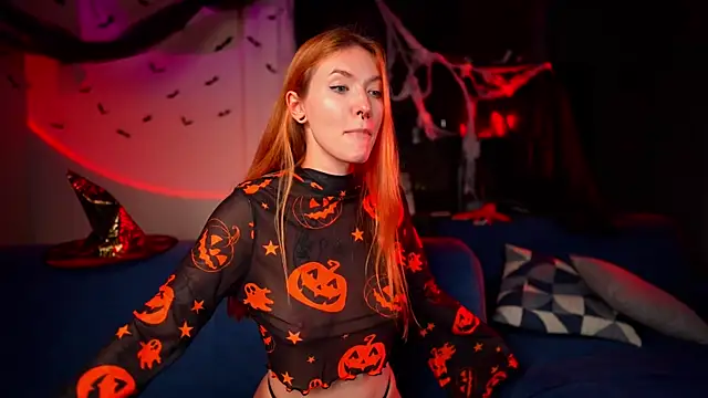 Snapshot of SsonicPorn chatting on October 27, 5:06 pm SsonicPorn online show from October 27, 5:06 pm