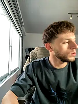 noah red online show from November 2, 9:28 pm