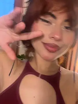 Snapshot of Eva_Feller69 chatting on May 12, 10:07 pm Eva Feller69 online show from May 12, 10:07 pm