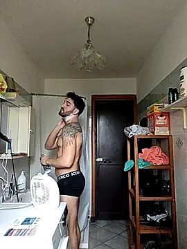 Al3xox02 online show from February 6, 8:40 am