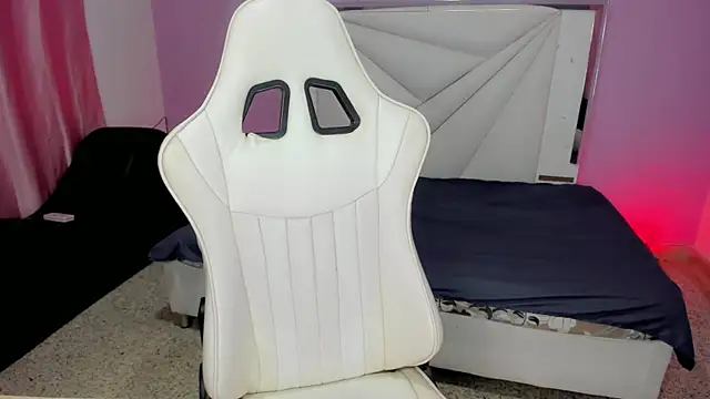 cielooo  online show from November 14, 8:40 pm