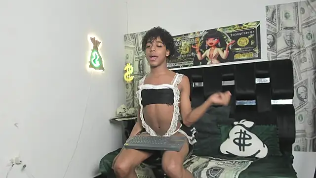 Brunette Latinas online show from October 14, 2:18 pm