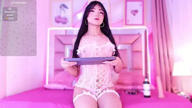 Nefera Noxx online show from March 12, 3:56 am