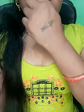 Snapshot of Rashmi_011 chatting on February 15, 9:41 am Rashmi 011 online show from February 15, 9:41 am