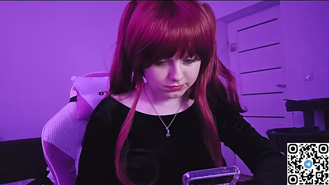 KristiBloom online show from November 14, 4:55 am