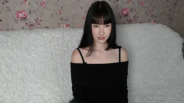 Snapshot of NaemiiBlush chatting on June 11, 4:38 pm NaemiiBlush online show from June 11, 4:38 pm