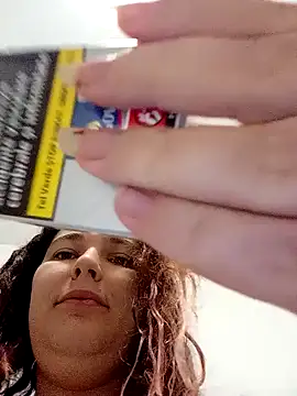 Snapshot of Beatrice1905 chatting on October 5, 12:58 pm Beatrice1905 online show from October 5, 12:58 pm