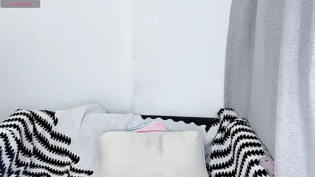 T-TeaR online show from February 9, 2:26 am