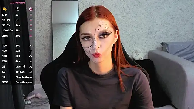 Snapshot of kitti_sweett chatting on October 31, 6:09 pm kitti sweett online show from October 31, 6:09 pm