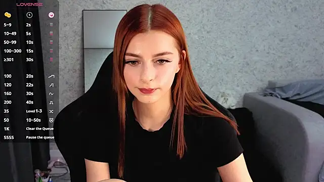 Snapshot of kitti_sweett chatting on November 2, 2:41 pm kitti sweett online show from November 2, 2:41 pm