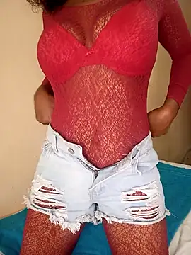 NiaAmour online show from November 17, 8:53 am