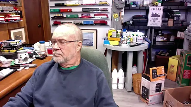 Snapshot of Jcaspen chatting on February 10, 3:05 pm Jcaspen online show from February 10, 3:05 pm