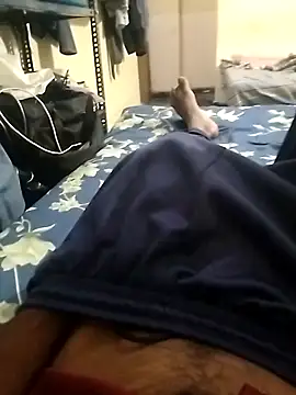 Snapshot of sexystrangerdick chatting on October 23, 5:12 pm sexystrangerdick online show from October 23, 5:12 pm