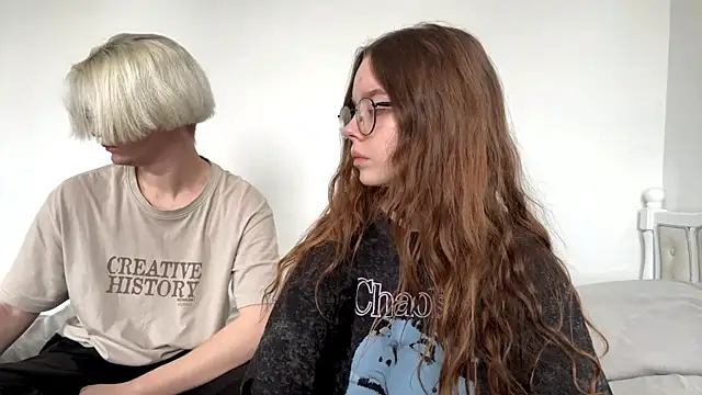 EhtelBiondi online show from February 18, 8:21 am