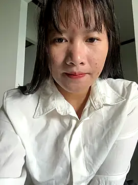 Snapshot of TrangNemo chatting on October 26, 12:27 am TrangNemo online show from October 26, 12:27 am
