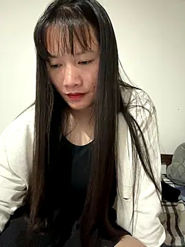 Snapshot of TrangNemo chatting on October 28, 12:30 pm TrangNemo online show from October 28, 12:30 pm