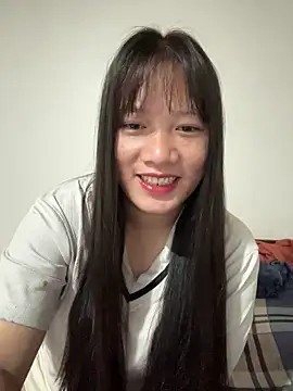 Snapshot of TrangNemo chatting on November 17, 12:38 am TrangNemo online show from November 17, 12:38 am