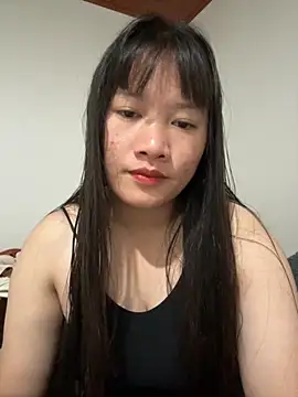 Snapshot of TrangNemo chatting on December 1, 7:35 am TrangNemo online show from December 1, 7:35 am