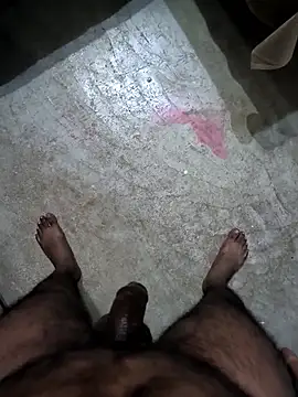 Bull For Cuckold Realmeet online show from December 20, 5:09 pm