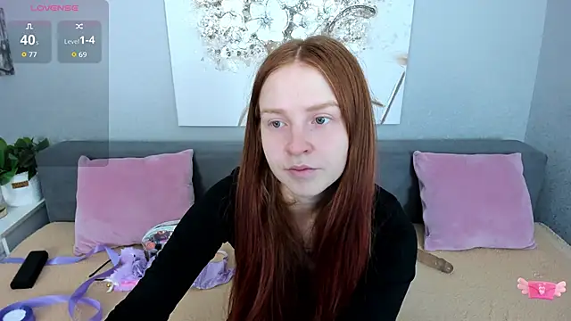 Evarey  online show from December 2, 6:19 am