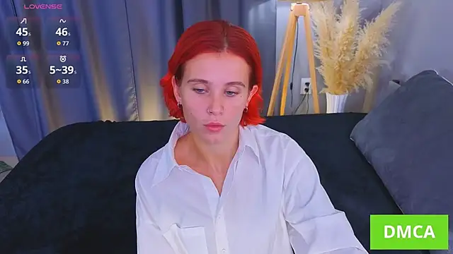 FoxxLina online show from October 11, 3:10 pm