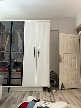 Teengirlmiaa online show from October 26, 10:32 am