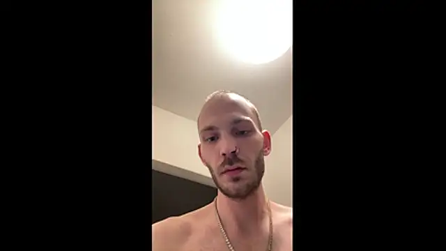 MolleDolle online show from April 21, 8:23 pm