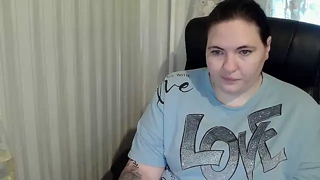 XLisaBlueXs  online show from October 17, 1:57 pm
