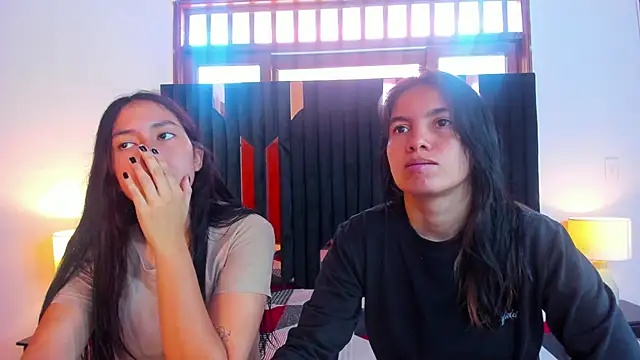 Snapshot of Sofy_and_Mia chatting on October 11, 12:36 pm Sofy and Mia online show from October 11, 12:36 pm