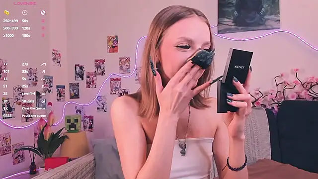 Golden dawn online show from March 6, 7:27 am