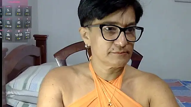 LunaLUVX online show from October 20, 6:08 pm