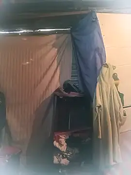 Snapshot of danita912 chatting on October 6, 4:59 pm danita912 online show from October 6, 4:59 pm