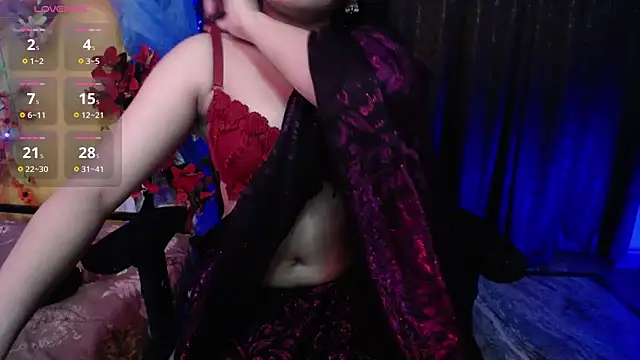 Snapshot of Hot_Hazel chatting on May 14, 6:58 pm Hot Hazel online show from May 14, 6:58 pm
