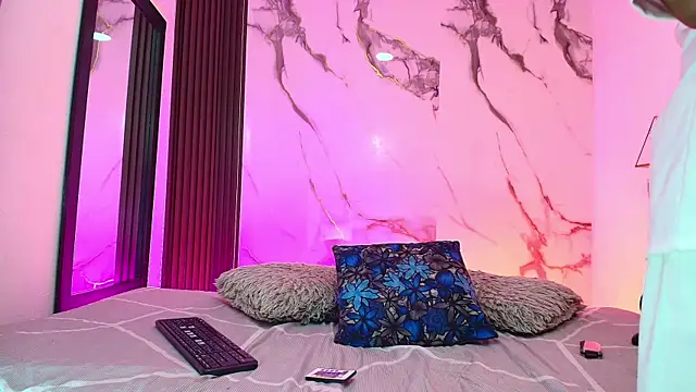 JacobBlackwell  online show from February 13, 3:35 am