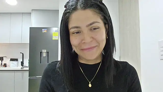 Snapshot of Ina_Jody chatting on October 8, 2:20 am Ina Jody online show from October 8, 2:20 am