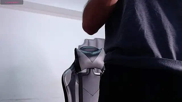 Rurik Jones online show from October 24, 12:01 pm