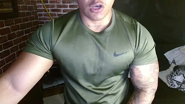 jordan bigcock  online show from February 15, 9:55 pm