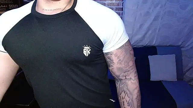 jordan bigcock  online show from February 26, 3:27 am