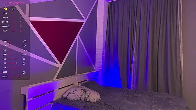 RebeccaEglitis online show from November 6, 5:03 pm