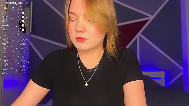 RebeccaEglitis online show from January 9, 4:32 pm