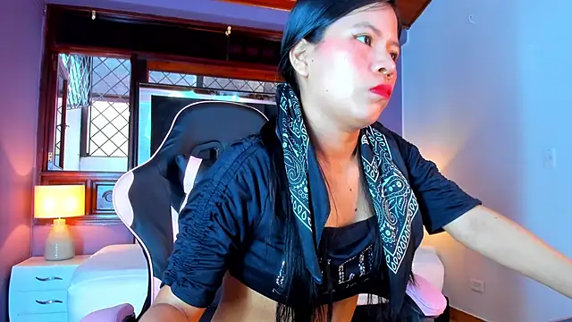 alissa  petite online show from October 18, 11:33 am