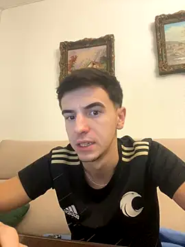 Snapshot of suarezz_ chatting on October 11, 5:11 pm suarezz online show from October 11, 5:11 pm