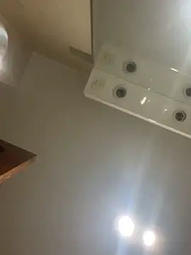 Snapshot of suarezz_ chatting on October 14, 6:52 pm suarezz online show from October 14, 6:52 pm