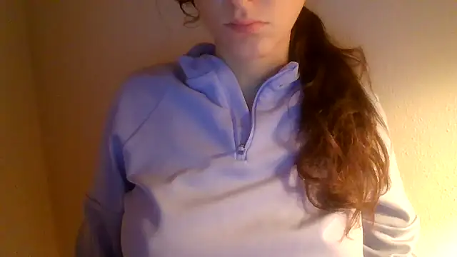 Snapshot of SuperValentina chatting on February 8, 6:22 pm SuperValentina online show from February 8, 6:22 pm