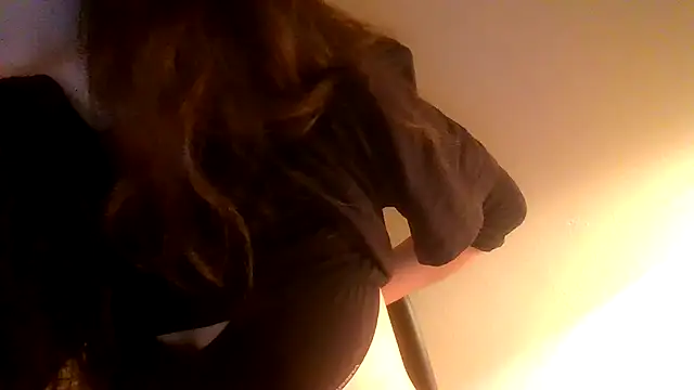 Snapshot of SuperValentina chatting on March 10, 8:47 pm SuperValentina online show from March 10, 8:47 pm