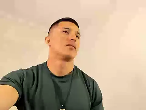 Snapshot of Muscle_man07 chatting on November 20, 10:31 pm Muscle man07 online show from November 20, 10:31 pm