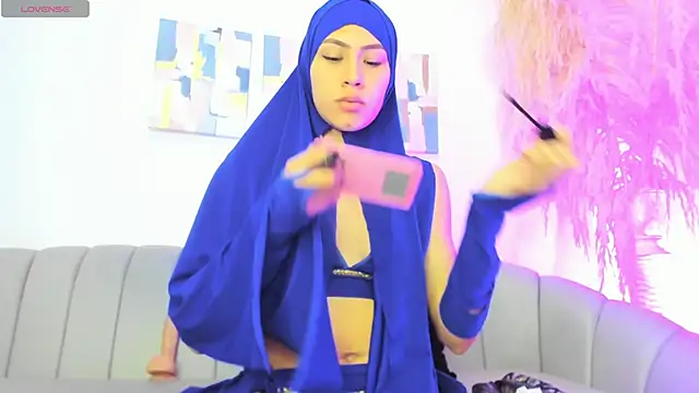 marilyn arab online show from October 12, 1:43 pm